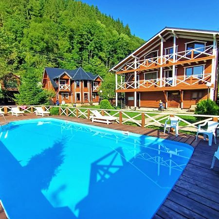 Gorycvit Hotel Verkhniy Yasenov Buitenkant foto