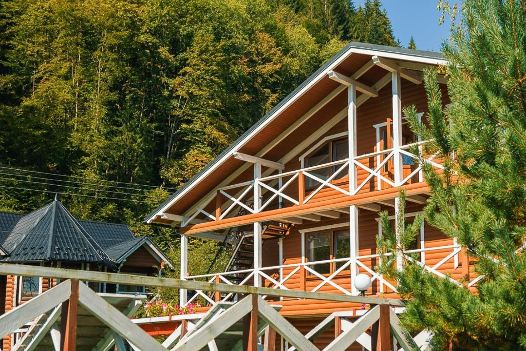 Gorycvit Hotel Verkhniy Yasenov Buitenkant foto