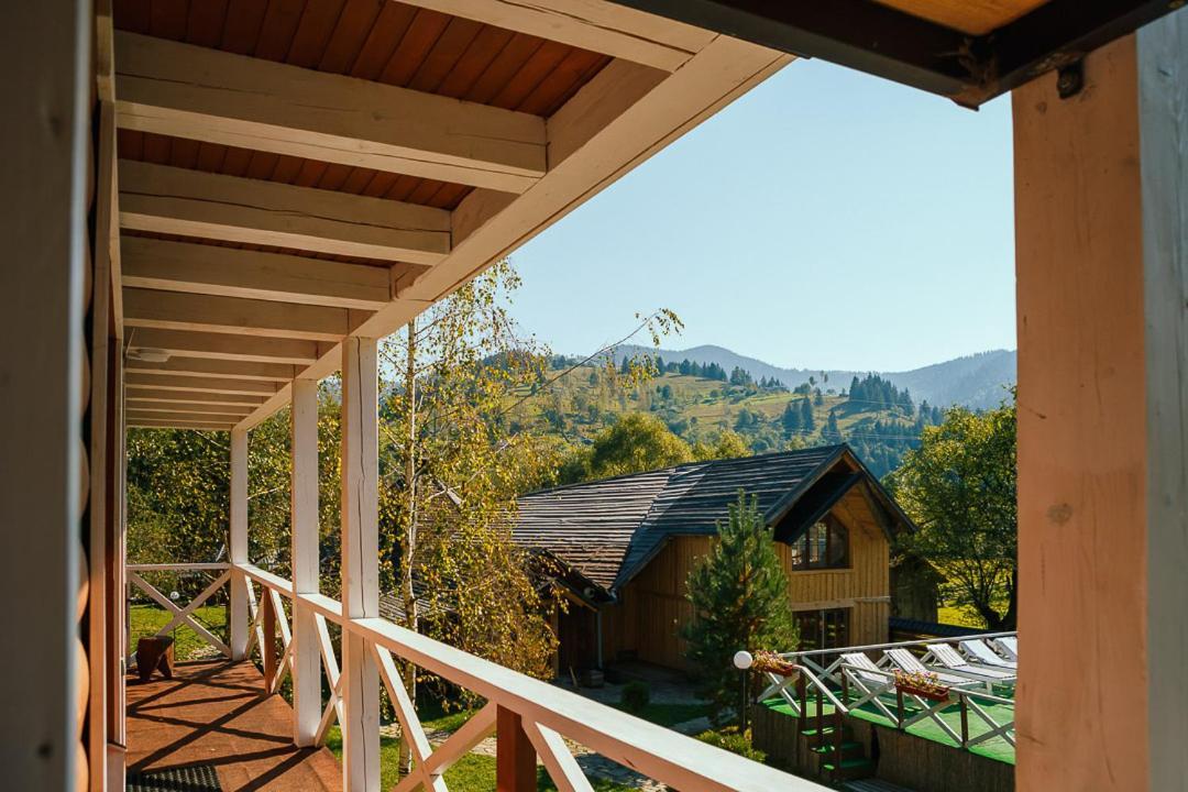 Gorycvit Hotel Verkhniy Yasenov Buitenkant foto