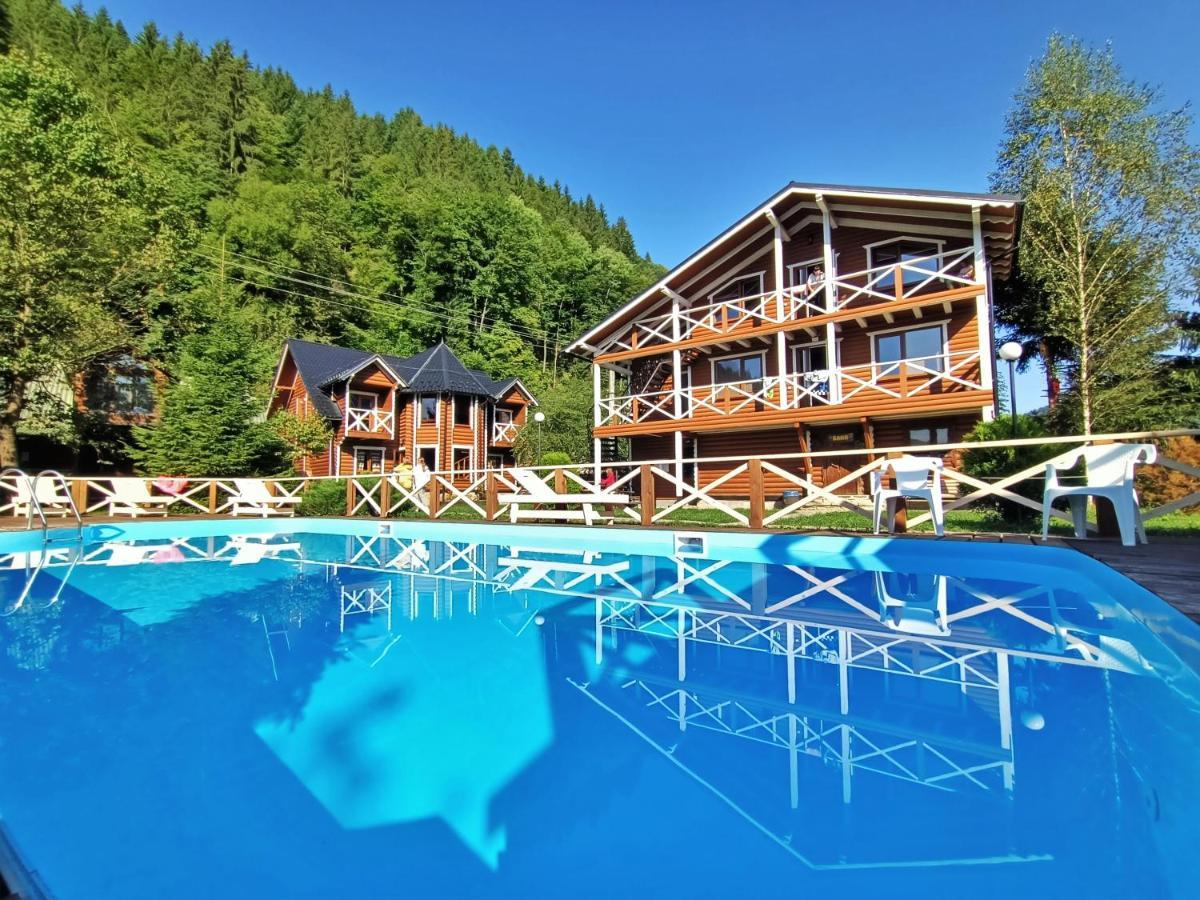 Gorycvit Hotel Verkhniy Yasenov Buitenkant foto