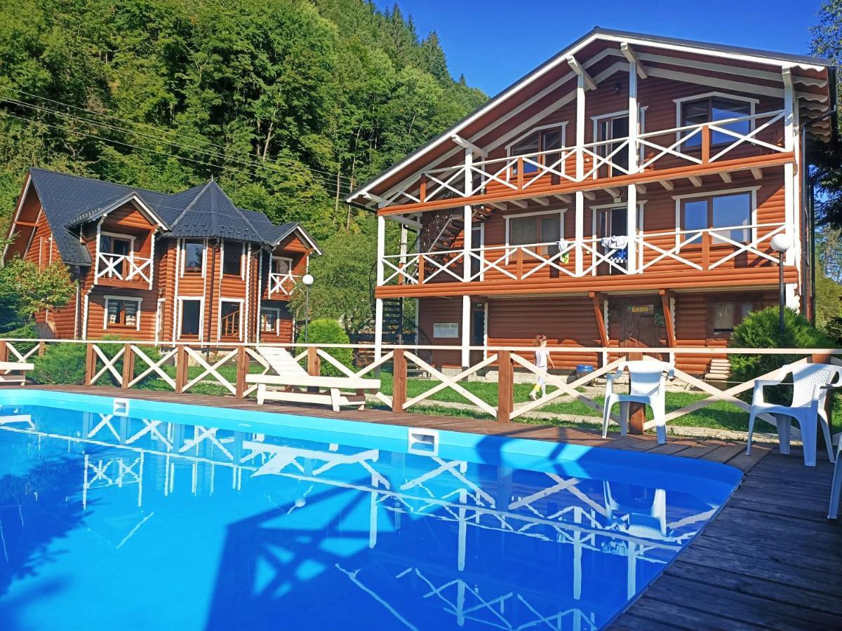 Gorycvit Hotel Verkhniy Yasenov Buitenkant foto