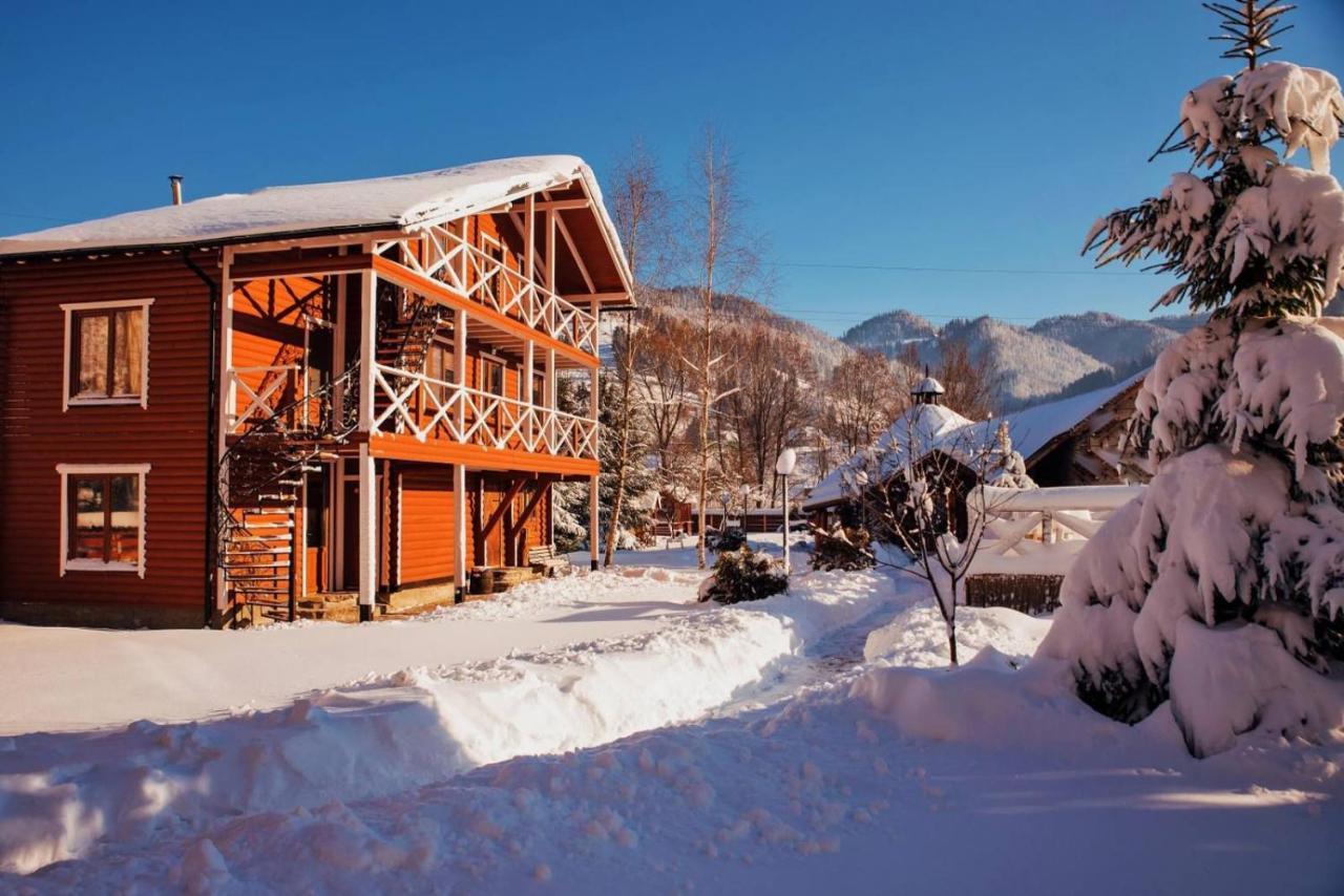 Gorycvit Hotel Verkhniy Yasenov Buitenkant foto