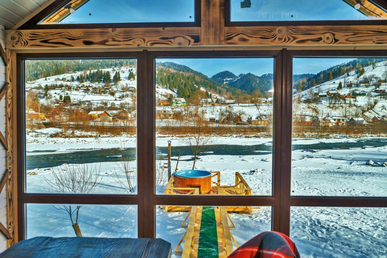 Gorycvit Hotel Verkhniy Yasenov Buitenkant foto