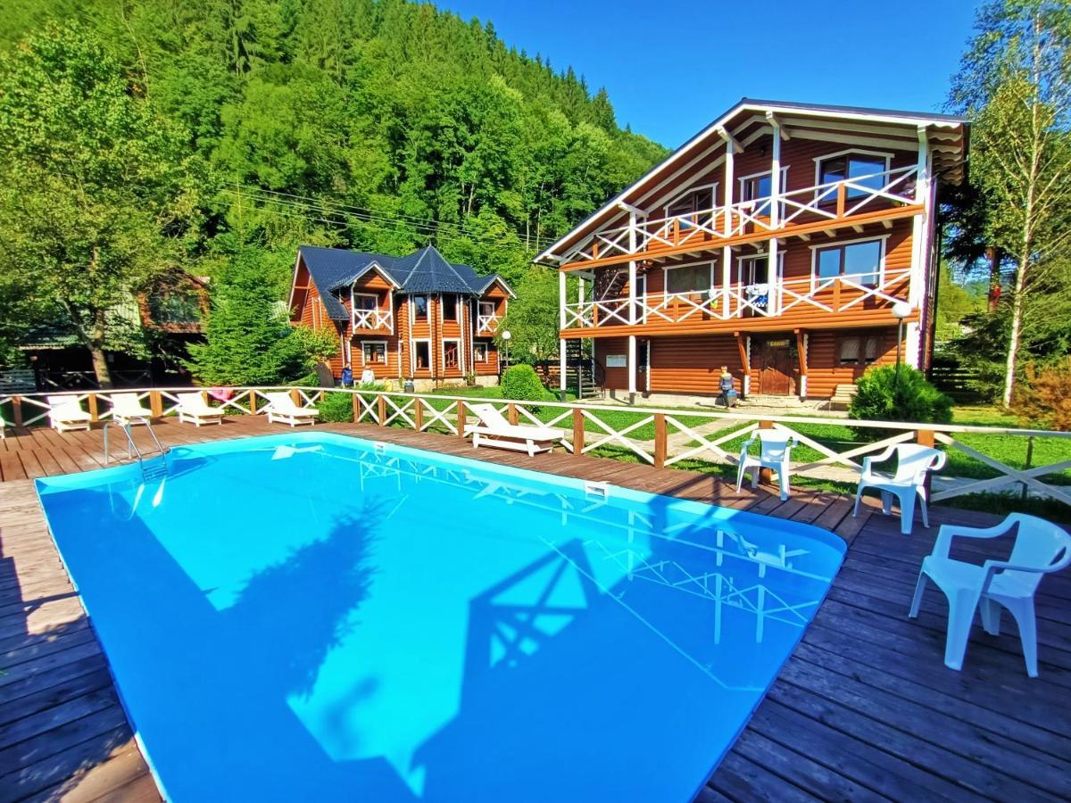 Gorycvit Hotel Verkhniy Yasenov Buitenkant foto