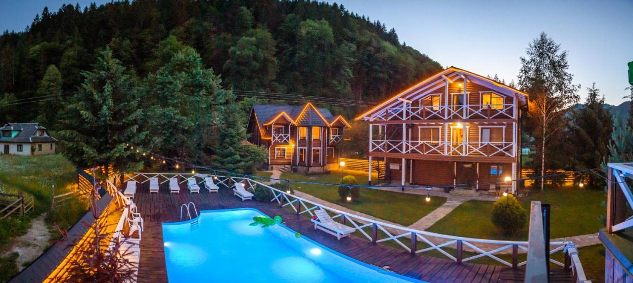 Gorycvit Hotel Verkhniy Yasenov Buitenkant foto